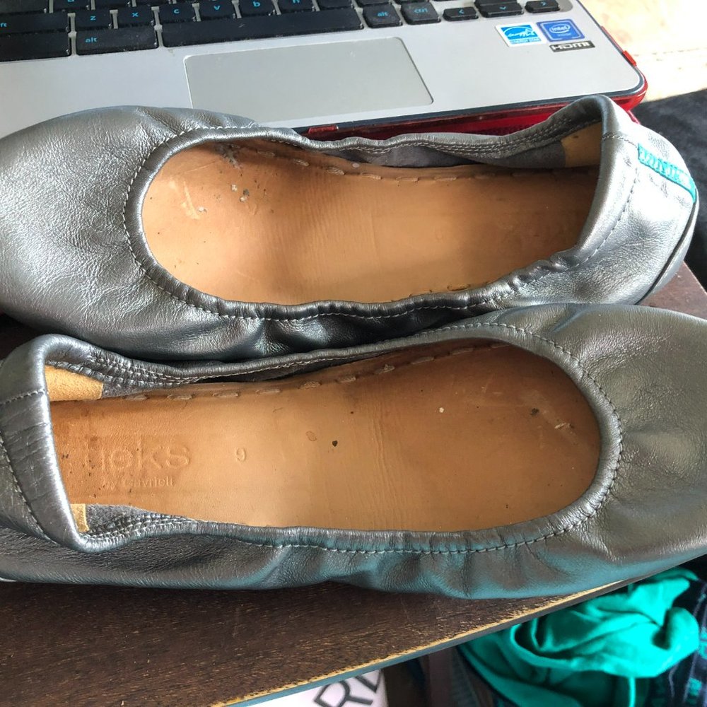 Tieks Metallic Pewter Flats (jeweled bow & box listed separately)